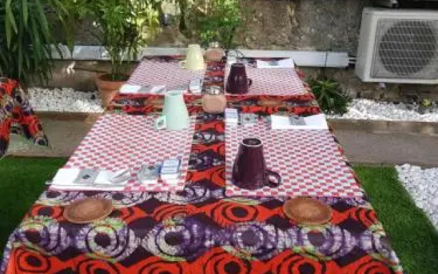 Jualis Guest House