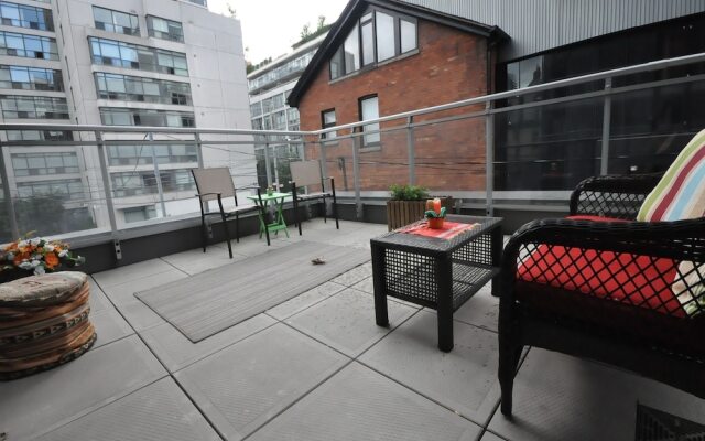 Applewood Suites - The Wellington Loft