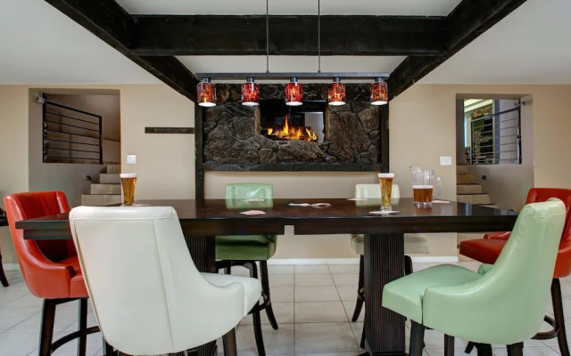 Resort-like w/ Tennis, Bocci, Golf & Games Galore!