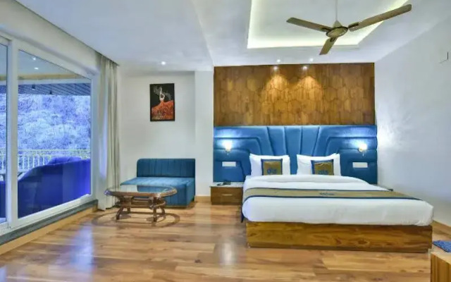 Ark Holiday Inn By Dls Hotels