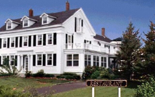 Youngtown Inn & Restaurant