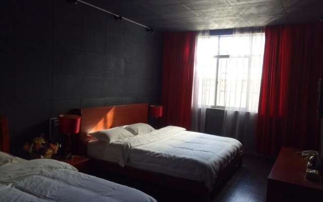 Lijiang Maya Theme Hotel