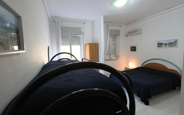 Hotel La Scogliera