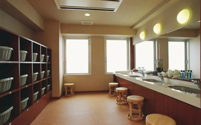 Hotel Route Inn Naha Tomariko