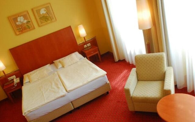 City Partner Park Hotel Pelikan