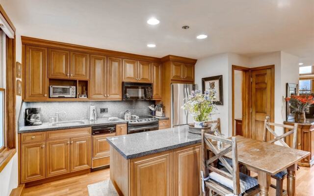 Snowmass Woodrun 9946