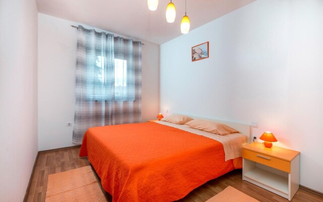 Amazing Apartment in Fazana With 1 Bedrooms and Wifi
