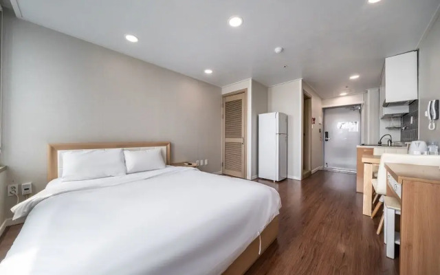 Seogwipo Beach Hotel