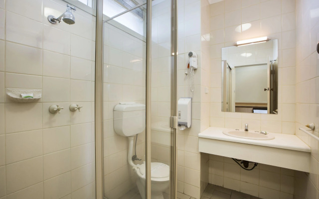 Nightcap at Morwell Hotel