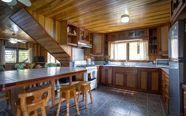 Driftwood Gardens Guesthouse