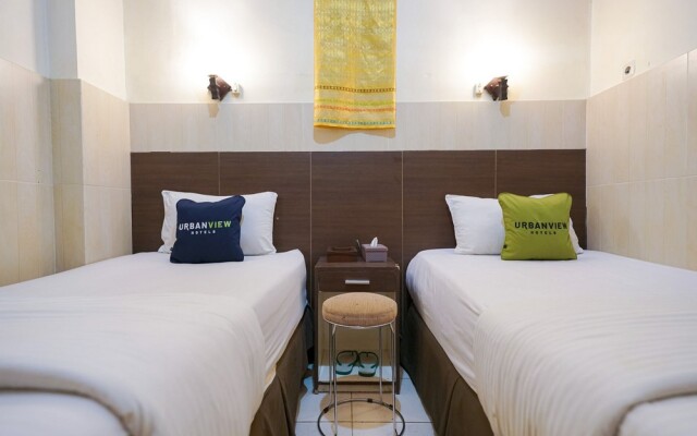 Urbanview Hotel 58 Bintaro by RedDoorz