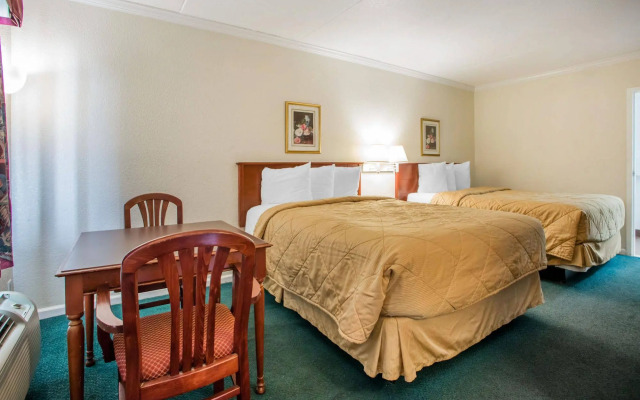 HomeTowne Studios By Red Roof Egg Harbor–Atlantic City Airport