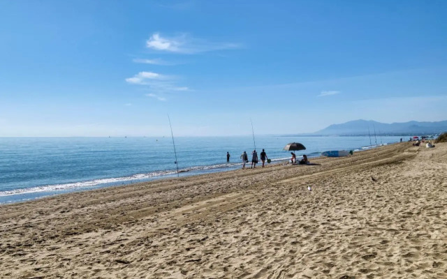 Playa Alicate, 2 Bedroom Beach Apartment