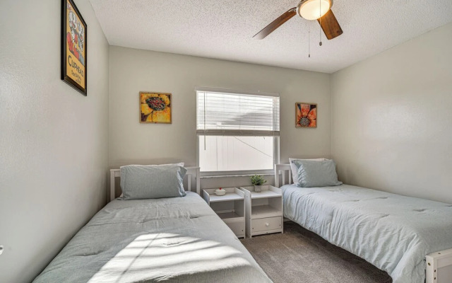 Pet-friendly Home w/ Pool & BBQ in Largo