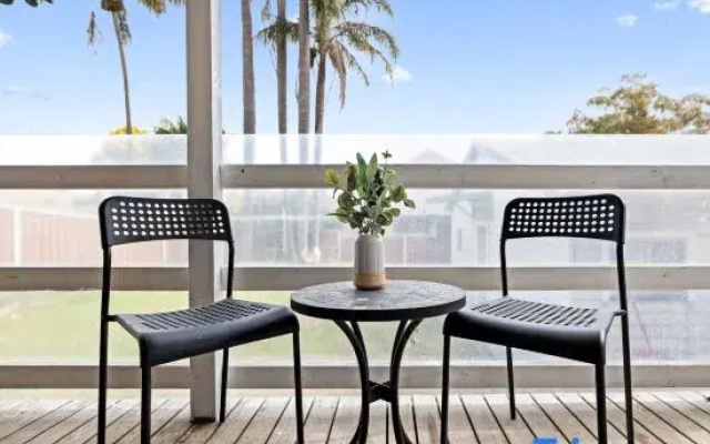 Peaceful Room – Near Transit, Shops & Maroubra Beach