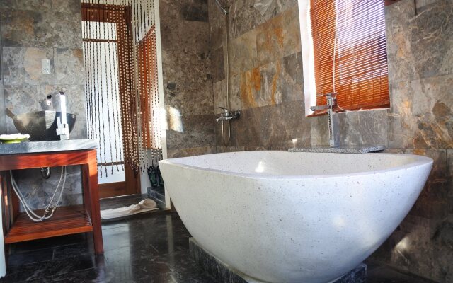 Hoi An Osaka Riverside Villa & Spa