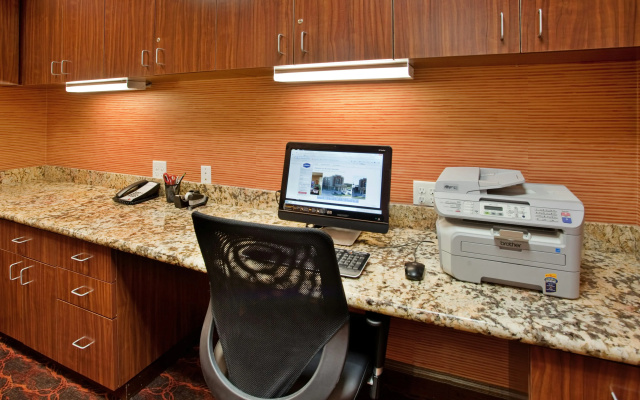 Hampton Inn & Suites Aberdeen