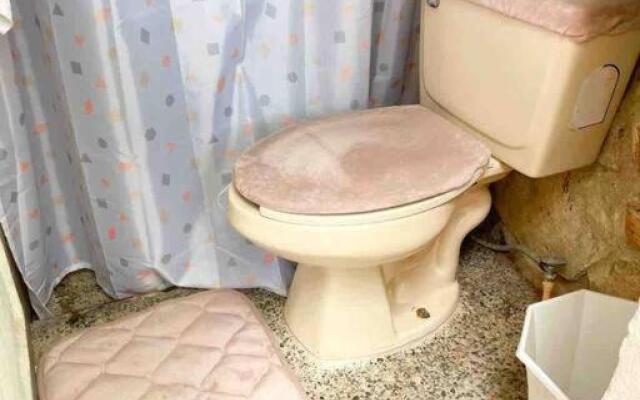 Lovely Apartment with Patio and Ocean View