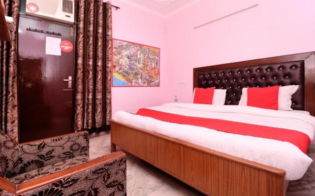 OYO 19403 Hotel Ashish Plaza