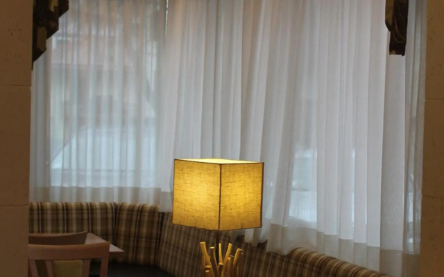 Hotel Canada
