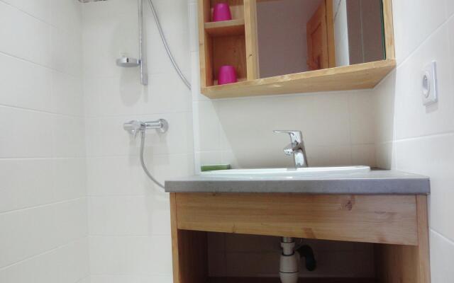 Spacious Apartment in Meribel near Ski Lift