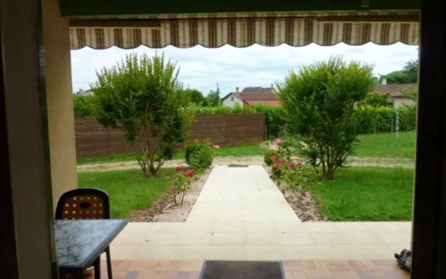 House With 2 Bedrooms in Eymet, With Enclosed Garden