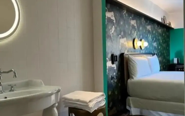 Hotel Divino by Fimedhotels