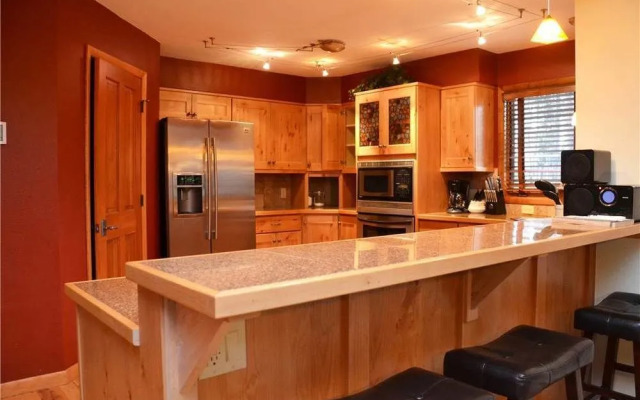 White Cloud Drive by RedAwning