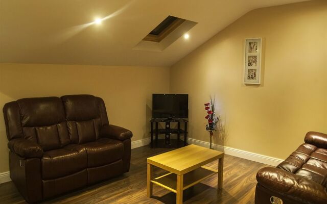 Hillview House