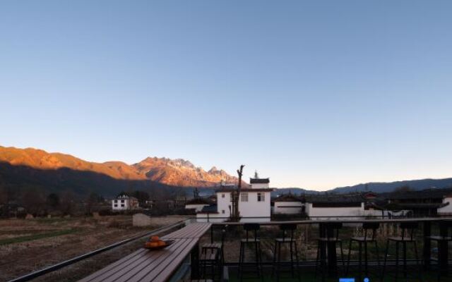 Yue Mountain VALLEY·Rustic Snowscape to the Utmost Serene Residence (Bai Sha Ancient Town Store)