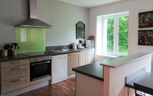 Holiday Home in Moelan Near Kerfany Beach