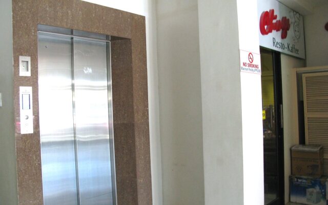 Jade Dragon's Suites