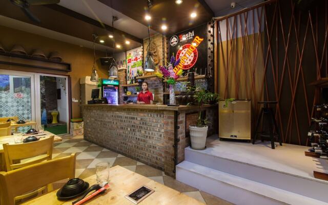 Dollar Homestay & Travel