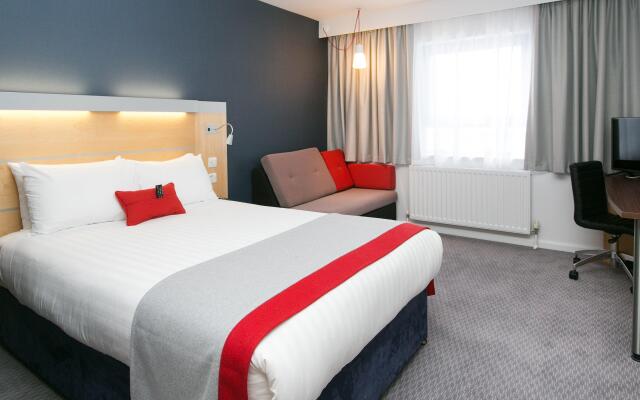 Holiday Inn Express Antrim, an IHG Hotel