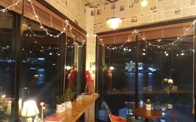 Paris House Yeosu