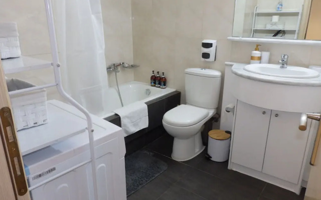 A&J Apartments or Rooms athens airport