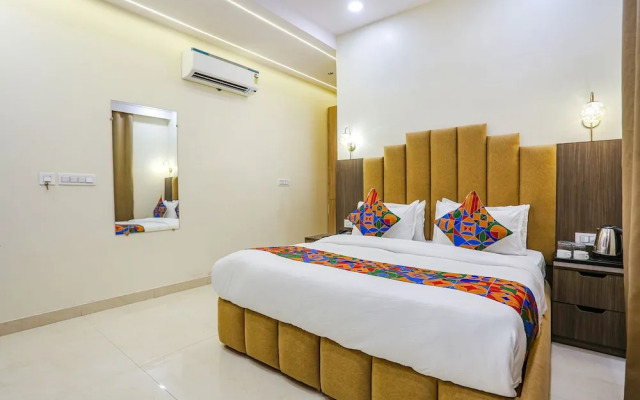 Fabhotel Vishesh Villas