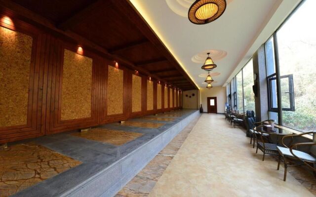 Meet Nanjing, Love Hot Spring Hotel