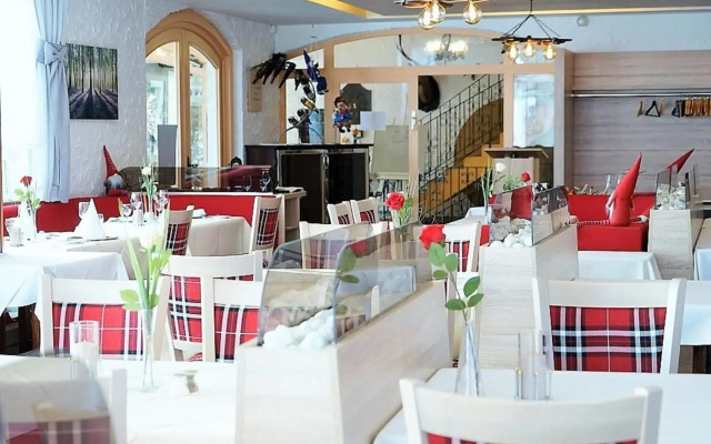 Land Gut Hotel Zum Alten Forsthaus