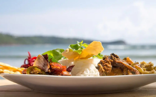 Dream Lanka Surf House