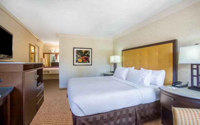 Holiday Inn Laguna Beach