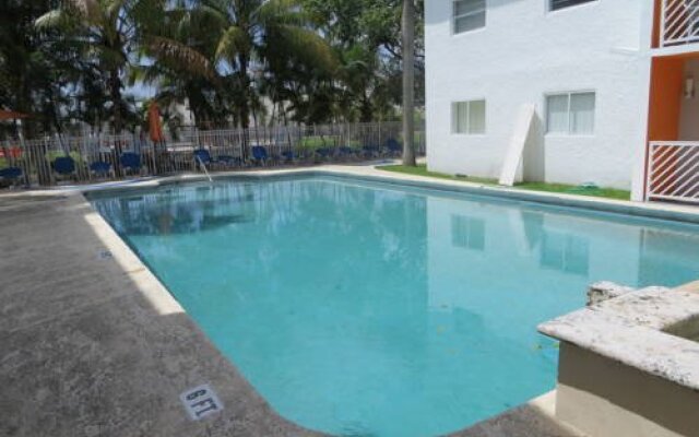 Miami Airport Villas