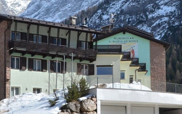 Santa Maria ad Nives