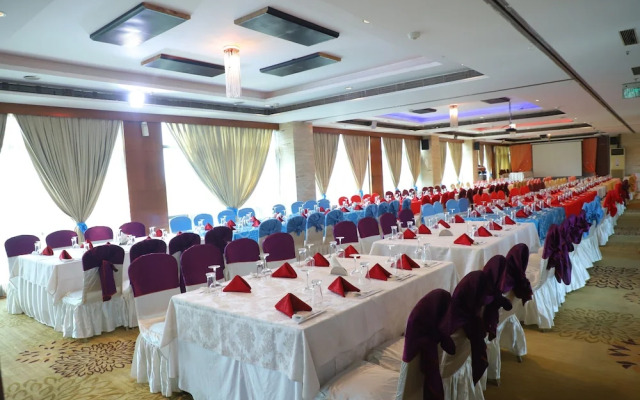 Best Western Sky City