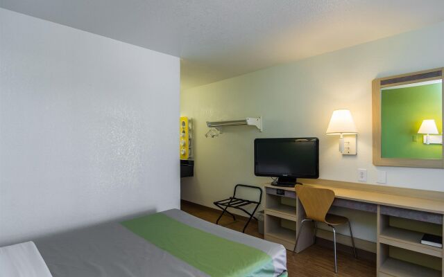 Motel 6 Bellmead, TX - Waco