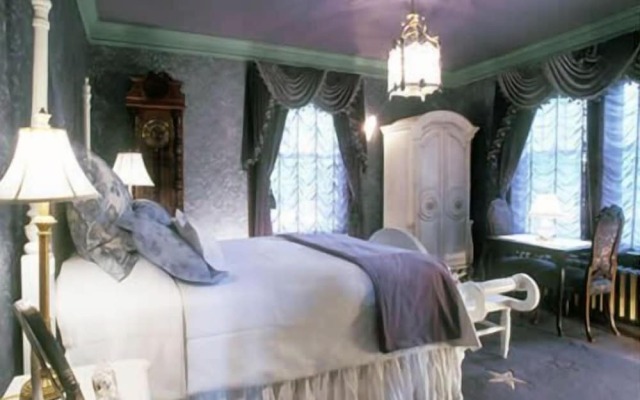 The Carolina Bed & Breakfast