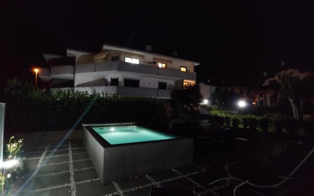 VALCHIAVENNA - B&B - Affittacamere - Guest House - Appartamenti - Case Vacanze - Home Holiday