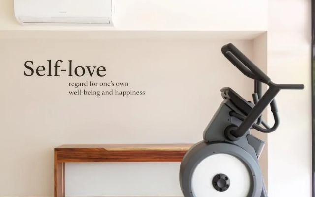 Modern Studio Breathtaking Pool GYM Fast Wifi Concierge, Tulum