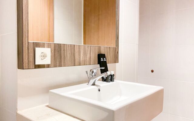 Nice And Comfy 2Br At Samara Suites Apartment