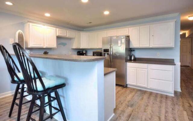 Ocean Walk 8301-A Break From Reality